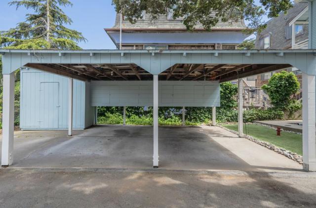 570572 Belden Street, Monterey CA: https://media.crmls.org/mediaz/e112f787-e979-488c-b50a-7c06d12291a9.jpg