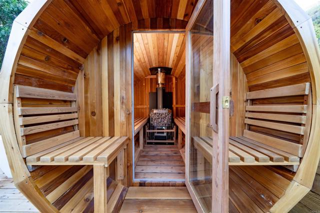 Image 32 of 47 For 3876 Mount Albertine Avenue