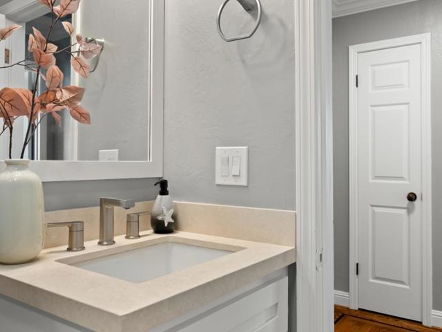 416 Upton Street, Redwood City CA: https://media.crmls.org/mediaz/e1145728-d9d8-4471-8de7-c45c44ff17a1.jpg