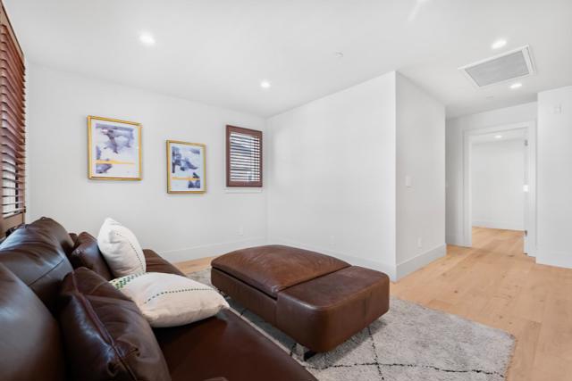 Image 43 of 56 For 2088 Cully Place