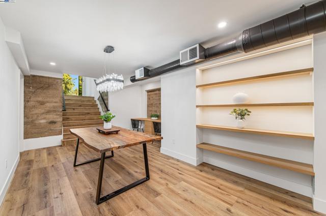 4073 Stanley Blvd, Pleasanton CA: https://media.crmls.org/mediaz/e115ebb5-3358-46d7-9ee4-a8b3a7f08127.jpg
