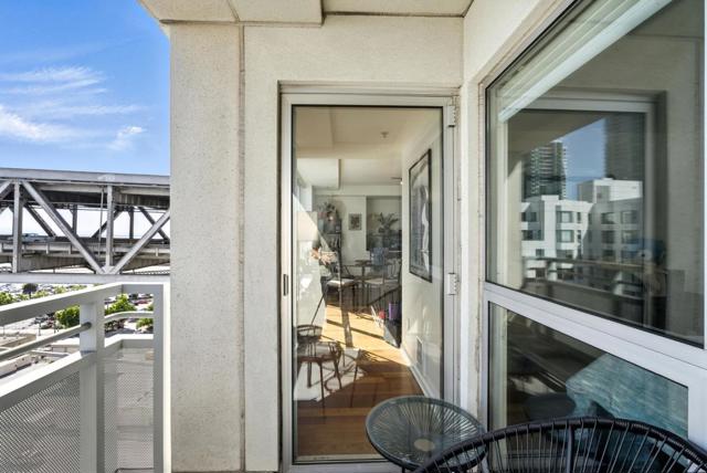 400 Beale Street, San Francisco CA: https://media.crmls.org/mediaz/e1169be1-15da-4e61-8319-c71bf28265e1.jpg