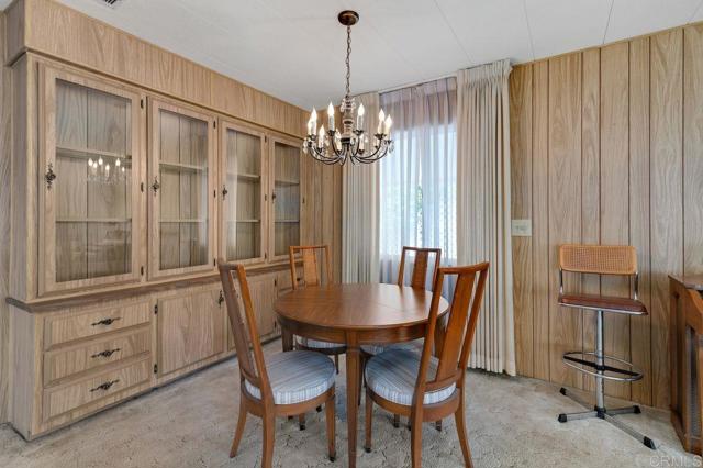 Detail Gallery Image 9 of 49 For 1506 Oak Dr #4,  Vista,  CA 92084 - 2 Beds | 2 Baths