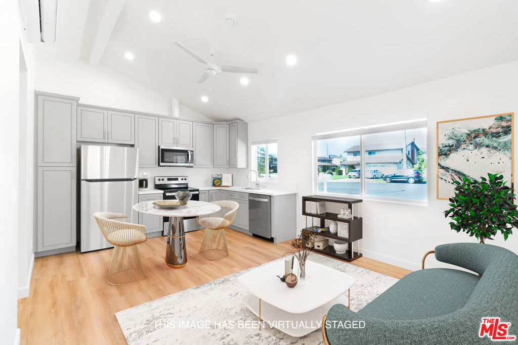 8326 Beckford Avenue