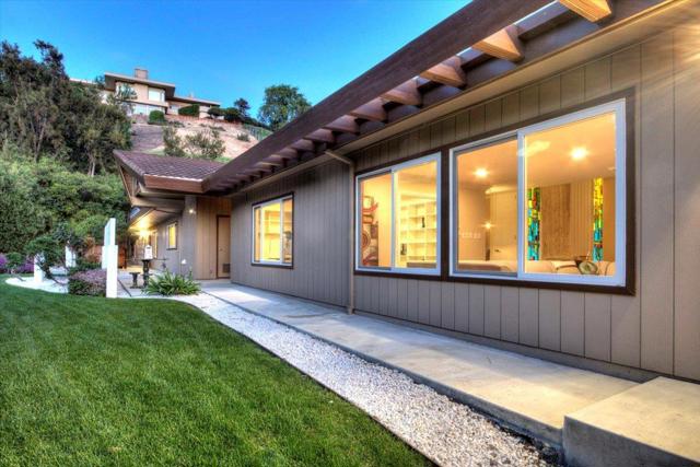 11260 Canyon Drive, San Jose CA: https://media.crmls.org/mediaz/e117cc2e-9ea6-4b38-b695-44ce656c0630.jpg