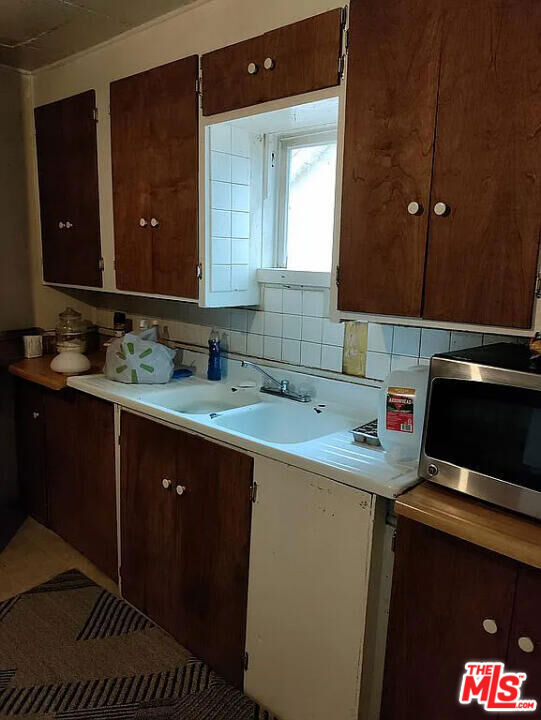 260 Adella Street, Susanville CA: https://media.crmls.org/mediaz/e1183d91-4c59-48ed-abeb-a7b6c0355d72.jpg