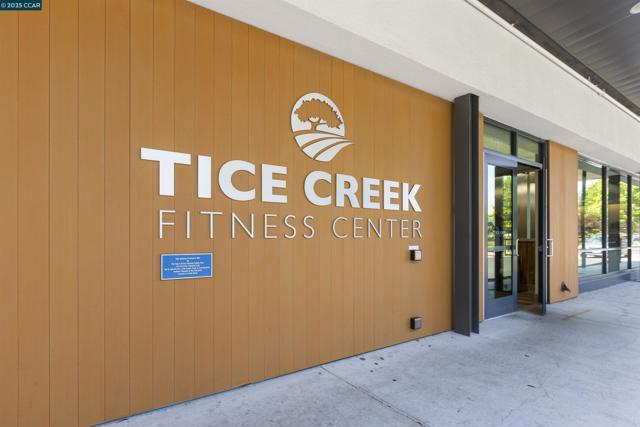 1285 Avenida Sevilla, Walnut Creek CA: https://media.crmls.org/mediaz/e118530f-63df-4576-b37c-102dfbfe37db.jpg