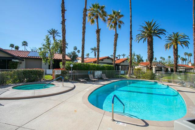 44020 Superior Court, Indian Wells CA: https://media.crmls.org/mediaz/e118ff6d-3f04-426b-9dc7-2ef57a390d9c.jpg