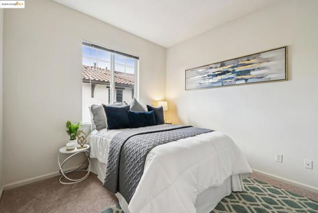 1861 Parkside Dr, Concord CA: https://media.crmls.org/mediaz/e1192da2-1699-4bff-9427-43b403dc2eb9.jpg