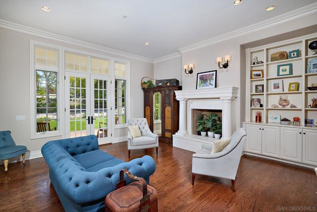 13742 Paseo Valle Alto, Poway CA: https://media.crmls.org/mediaz/e119b7a2-d71f-4685-9f45-a2587f9705bb.jpg