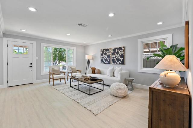 2377 Manhattan Place, Santa Clara CA: https://media.crmls.org/mediaz/e119bfd6-4cfd-49f5-9934-41853ddac5fc.jpg