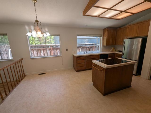 108 Tuxedo Court, Petaluma CA: https://media.crmls.org/mediaz/e11adb83-4df8-4f48-82e4-fcd693b8f2f9.jpg