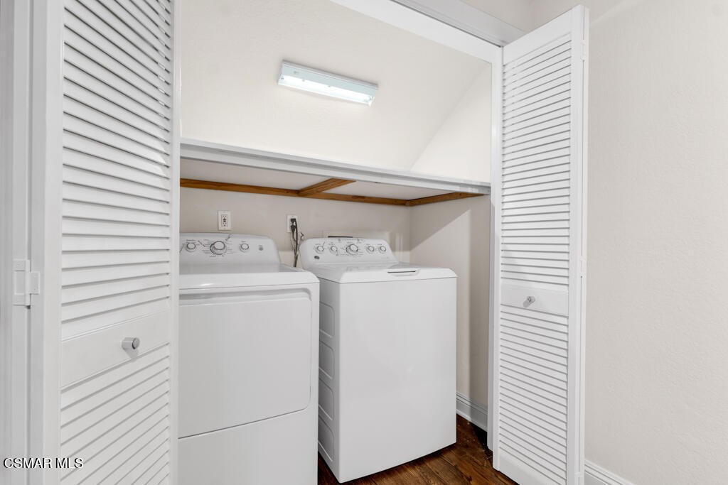 https://media.crmls.org/mediaz/e11c4d6f-455c-4adb-89ff-bdc8d26715b3.jpg?preset=X-Large