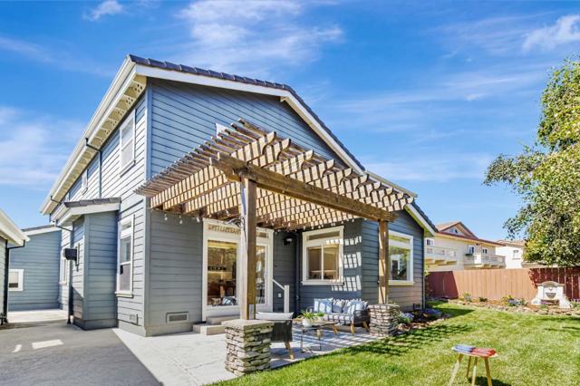 515 Silver Avenue, Half Moon Bay CA: https://media.crmls.org/mediaz/e11c947b-dab8-4ba7-8dce-4790b4466a03.jpg