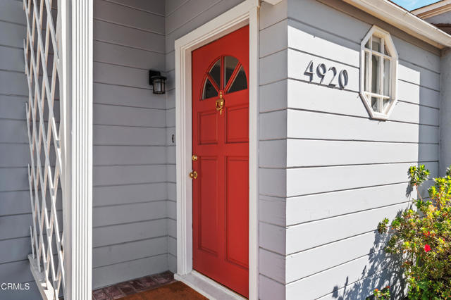 Detail Gallery Image 2 of 35 For 4920 Nagle Ave, Sherman Oaks,  CA 91423 - 3 Beds | 2 Baths