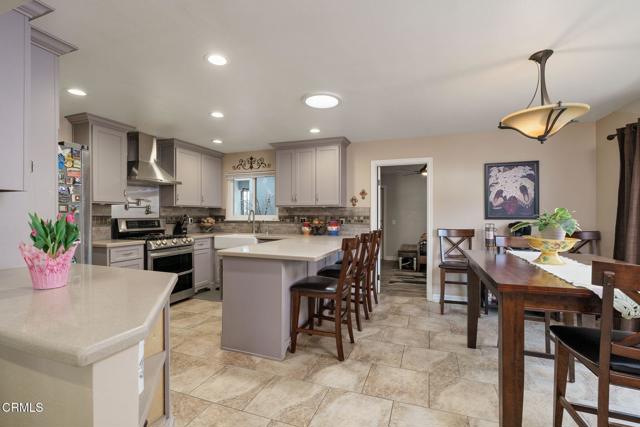 8423 Hollister Street, Ventura CA: https://media.crmls.org/mediaz/e11df138-00bc-4063-96a7-133728393f75.jpg