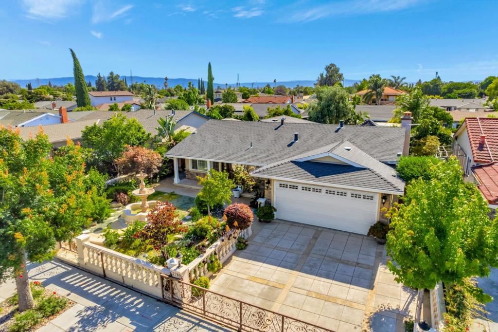 2789 Gavilan Drive