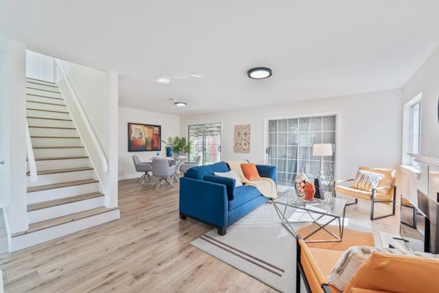 240 Daphne Way, East Palo Alto CA: https://media.crmls.org/mediaz/e120ae21-1026-4808-844b-de374850fa78.jpg