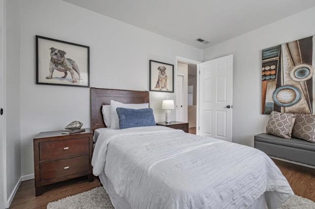 1647 Schooner Court, Santa Cruz CA: https://media.crmls.org/mediaz/e120b8cd-cc41-41c9-9e16-460c93ea3eda.jpg