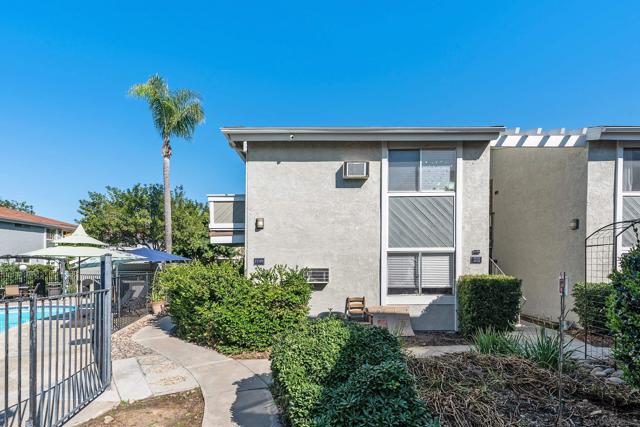 11189 Kelowna Rd, San Diego, California 92126, 2 Bedrooms Bedrooms, ,1 BathroomBathrooms,Condominium,For Sale,Kelowna Rd,250019982SD