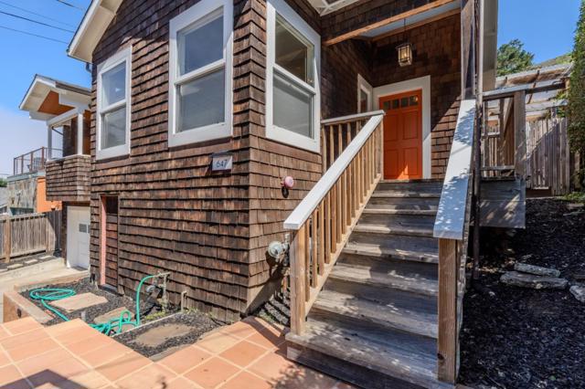 647 Canyon Drive, Pacifica CA: https://media.crmls.org/mediaz/e1218072-3db6-45c3-89b9-e8f21d7ffd0d.jpg