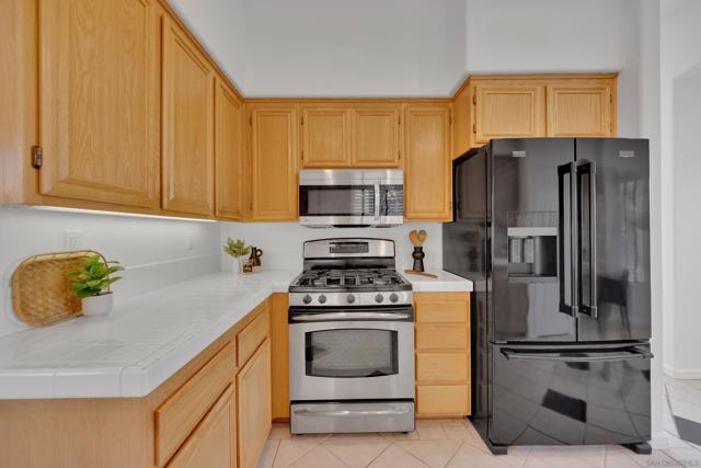 2334 Columbine Dr, Alpine CA: https://media.crmls.org/mediaz/e121ce9e-5ca9-458d-a4de-adddf78ad161.jpg