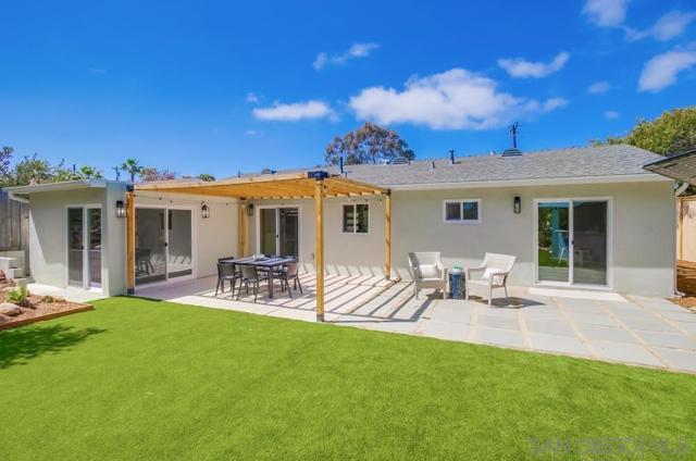 3987 Dalles Ave, San Diego CA: https://media.crmls.org/mediaz/e122b1a0-6a2d-4f78-b4c1-712ce5ece7c3.jpg