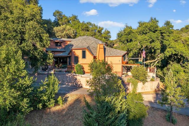 5224 Twin Falls Road, Morgan Hill CA: https://media.crmls.org/mediaz/e124b7e9-f975-4db0-8c9a-25450e4c0c4f.jpg