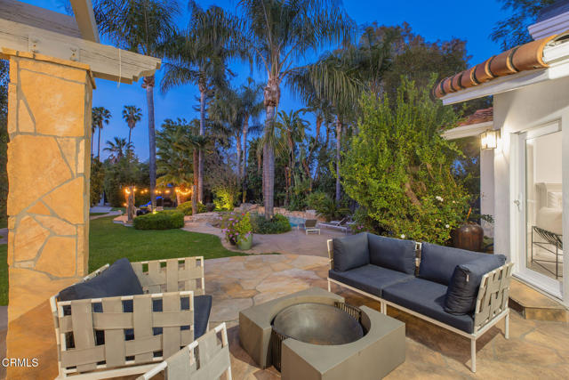 Detail Gallery Image 34 of 40 For 19443 Hatteras St, Los Angeles,  CA 91356 - 4 Beds | 4 Baths