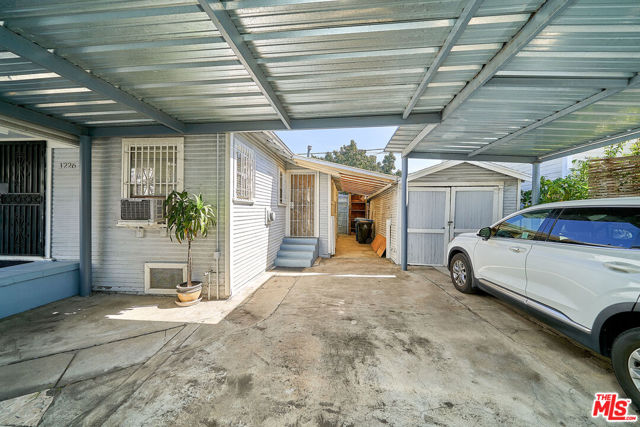 1224 Dewey Avenue, Los Angeles CA: https://media.crmls.org/mediaz/e126c7e5-d778-432e-b2e2-b3fafe0a6458.jpg