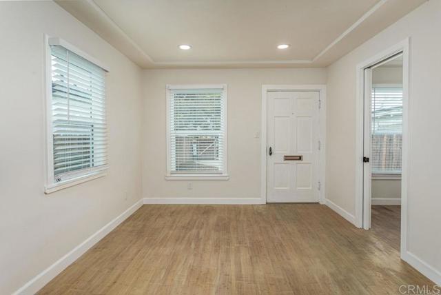 Detail Gallery Image 14 of 23 For 3645 Marlborough Ave, San Diego,  CA 92105 - 3 Beds | 3 Baths