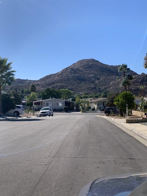 Detail Gallery Image 11 of 11 For 26092 Bamboo Palm Dr, Homeland,  CA 92548 - 2 Beds | 2 Baths