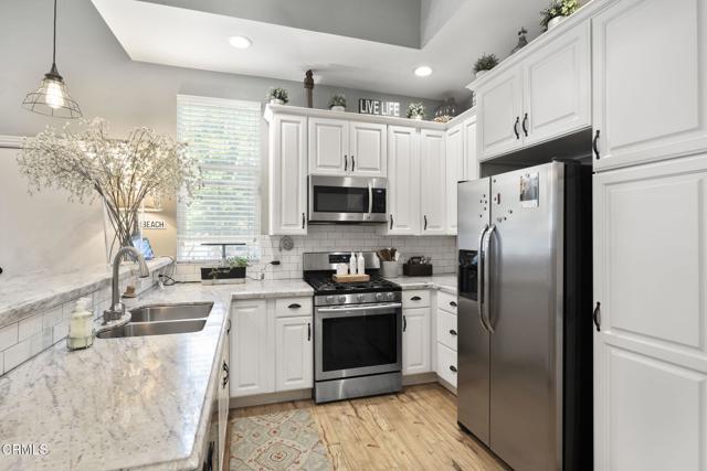 168 S Palm Street, Ventura CA: https://media.crmls.org/mediaz/e127e787-773f-4c89-aa40-a74194a93554.jpg