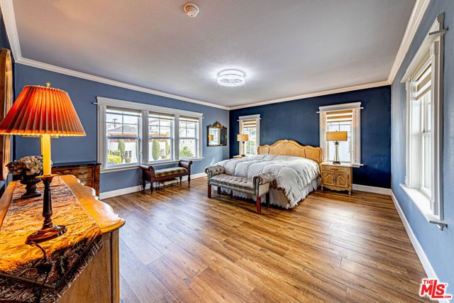 821 Lorraine Boulevard, Los Angeles CA: https://media.crmls.org/mediaz/e129ad62-b859-4017-8219-dce1ae46a8ab.jpg