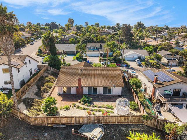 3008 Garboso Street, Carlsbad CA: https://media.crmls.org/mediaz/e12b63fe-f127-4b10-90d7-372fc8d9421c.jpg