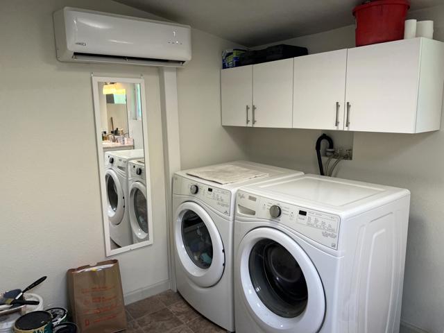 3 Sand Creek, Cathedral City CA: https://media.crmls.org/mediaz/e12cfa77-27ba-489b-9b9e-29c71d38a150.jpg