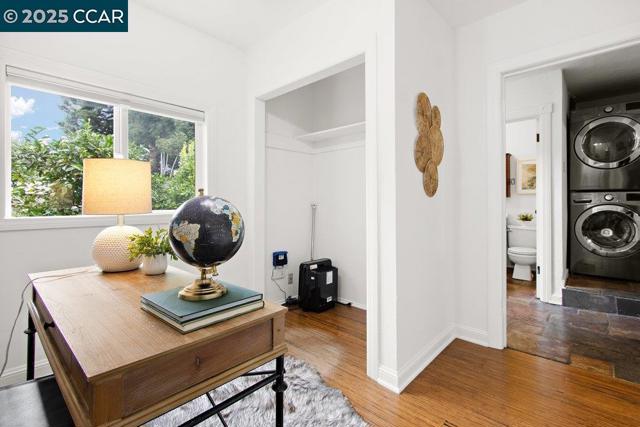 1613 Stanton St, Alameda CA: https://media.crmls.org/mediaz/e12e14a7-a7b1-4b79-b961-bfefce1a63a6.jpg
