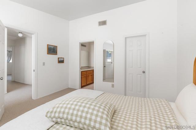 972 8 Sapphire St, San Diego CA: https://media.crmls.org/mediaz/e12f5a80-263e-4ce1-bf94-49f70d105802.jpg