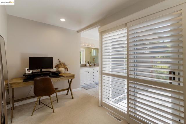 2041 Hidden Valley Dr, Santa Rosa CA: https://media.crmls.org/mediaz/e12fb35d-b698-4972-bd63-8598fd2089aa.jpg