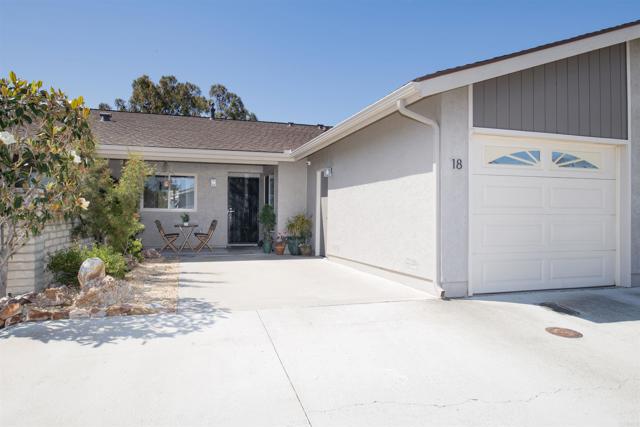 Detail Gallery Image 1 of 26 For 3625 Vista Oceana #18,  Oceanside,  CA 92057 - 2 Beds | 2 Baths