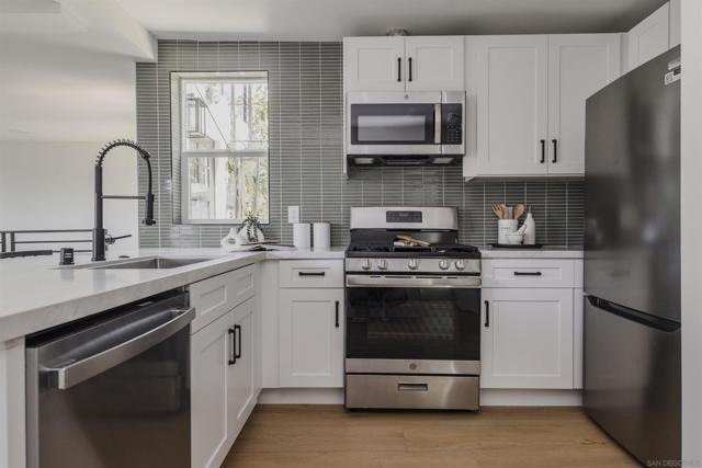 1028 30 Lincoln Ave, San Diego CA: https://media.crmls.org/mediaz/e1321f90-65df-41c7-90ed-3938ef1d6e5a.jpg