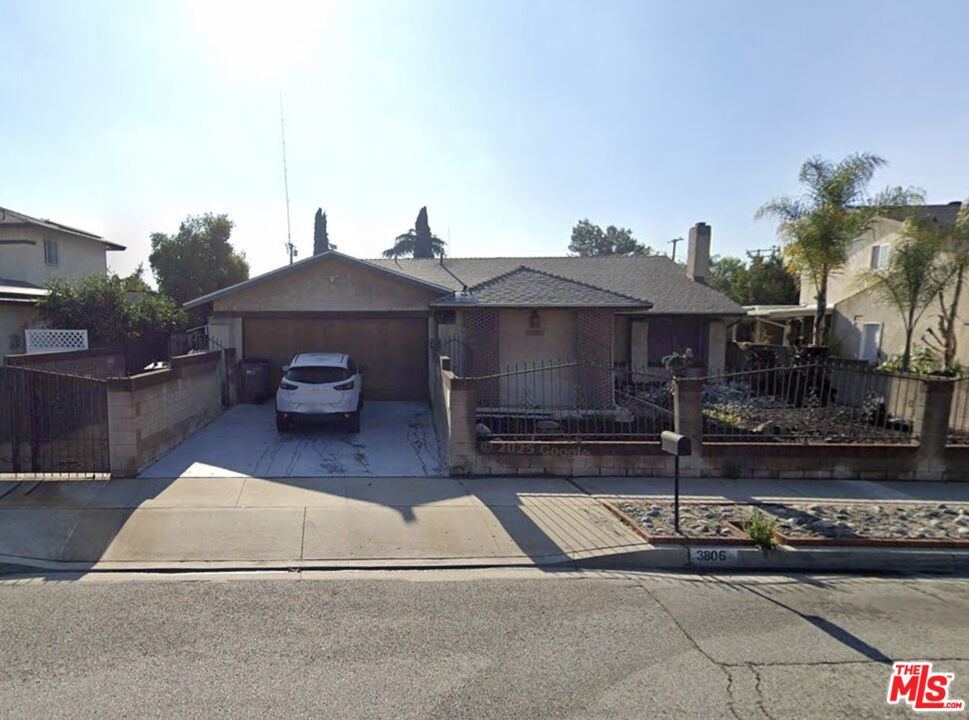 3806 Cosbey Street