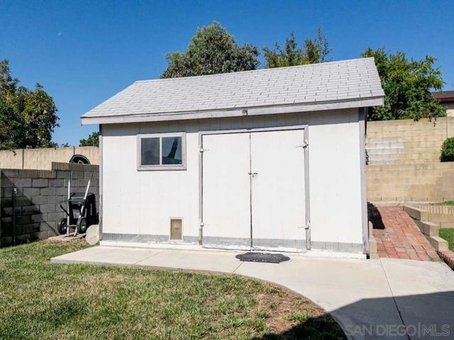 1626 S Boulder Ave, Ontario CA: https://media.crmls.org/mediaz/e1329745-724a-4793-83b6-95d348eb5c57.jpg