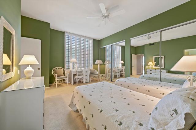 46650 Amir Drive, Palm Desert CA: https://media.crmls.org/mediaz/e132f9d0-6150-4b5b-b1ac-a65e9c89cbdf.jpg