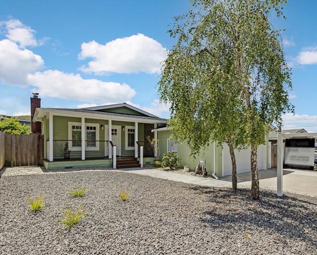 360 Fairway Drive, Pacifica CA: https://media.crmls.org/mediaz/e133002d-6112-42e3-978d-28c74909ee91.jpg