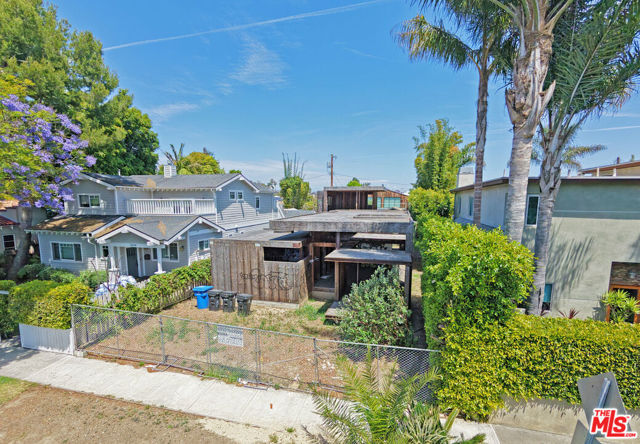 2478 Glyndon Avenue photo 8
