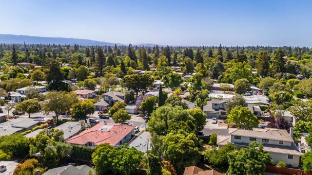 964 Colonial Lane, Palo Alto CA: https://media.crmls.org/mediaz/e133bd4a-3c8c-492d-a02b-676974889c91.jpg