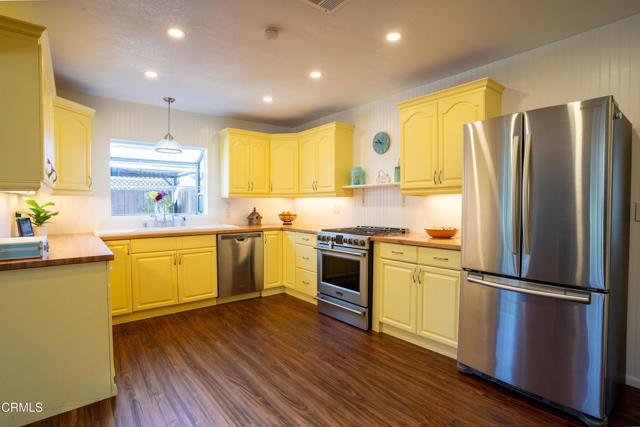 Detail Gallery Image 12 of 38 For 1147 Brandon Ave, Simi Valley,  CA 93065 - 3 Beds | 1 Baths