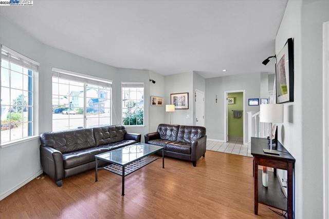 Image 3 of 47 For 16230 Calypso Ct