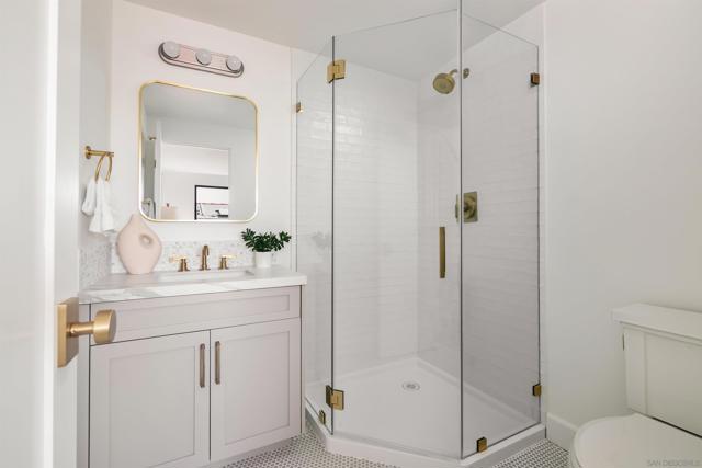 718 Nantasket Ct, San Diego CA: https://media.crmls.org/mediaz/e134b363-6ab8-4ab9-8aa6-52cb6145a032.jpg